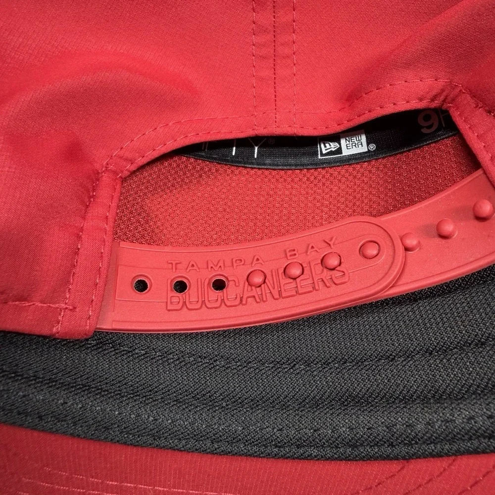 San Francisco 49ers New Era 2025 Sideline‎ Split Panel 9FIFTY Snapback Hat Red